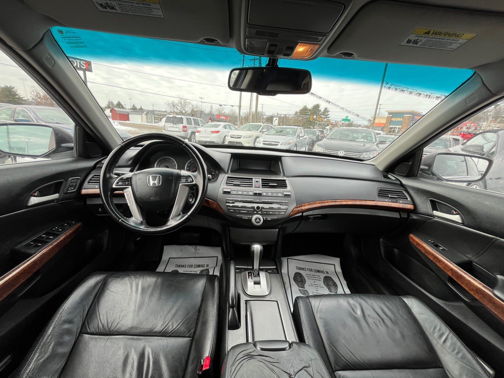 2012 Honda Accord Image 10
