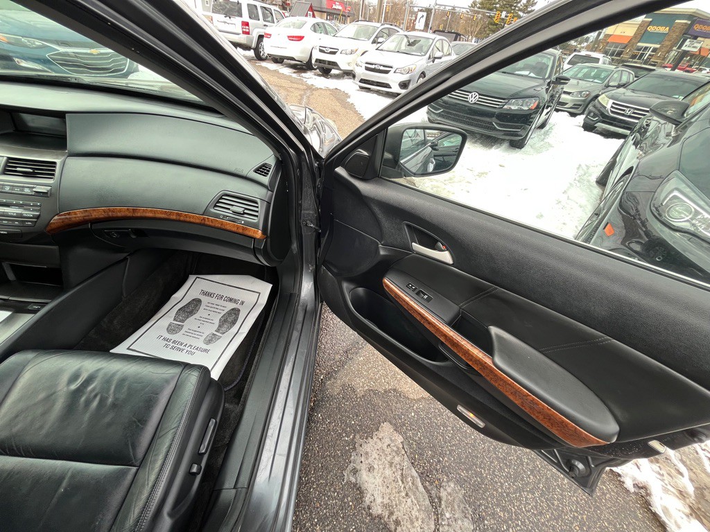 2012 Honda Accord Image 16