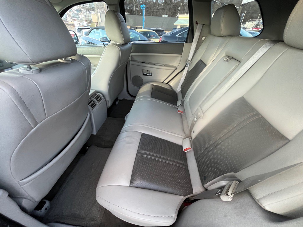 2006 Jeep Grand Cherokee Image 12