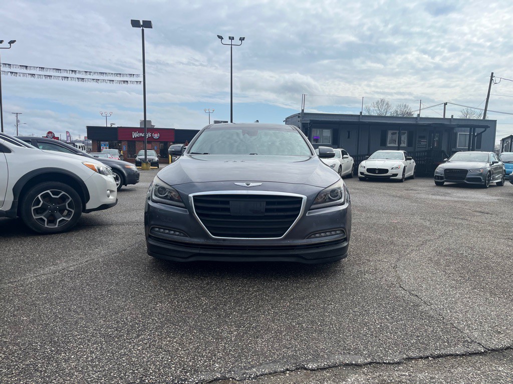 2015 Hyundai Genesis Image 2