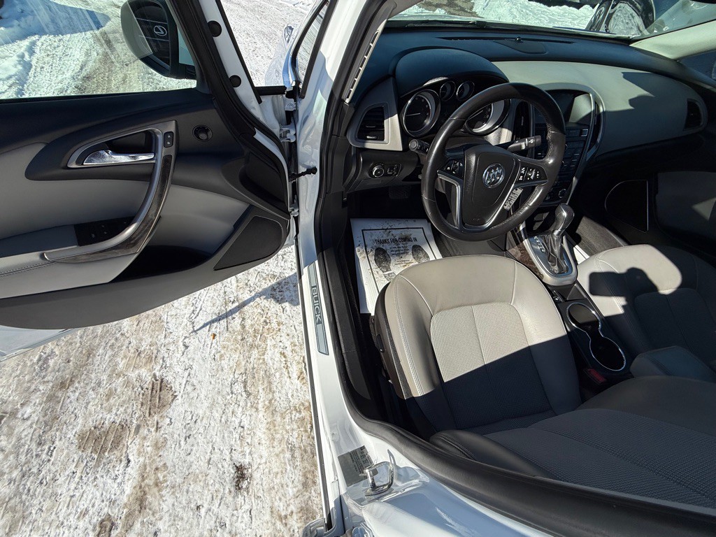 2013 Buick Verano Image 12