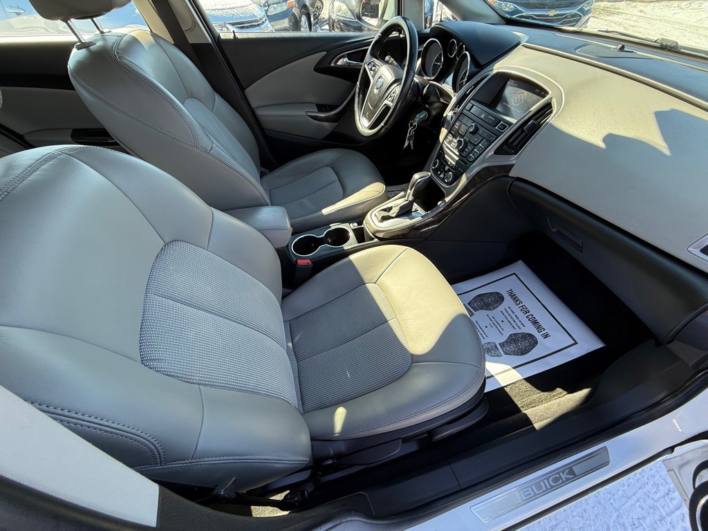 2013 Buick Verano Image 16