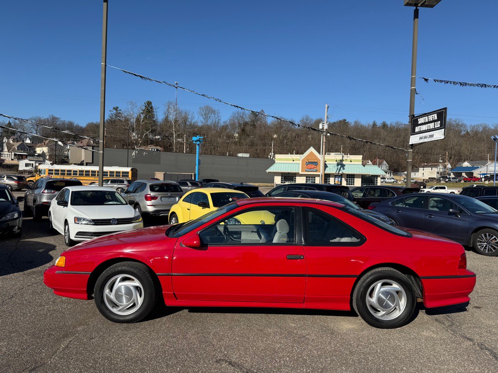 1989 Ford Thunderbird Image 11