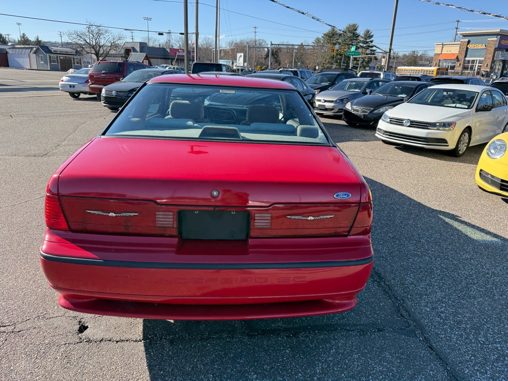 1989 Ford Thunderbird Image 22