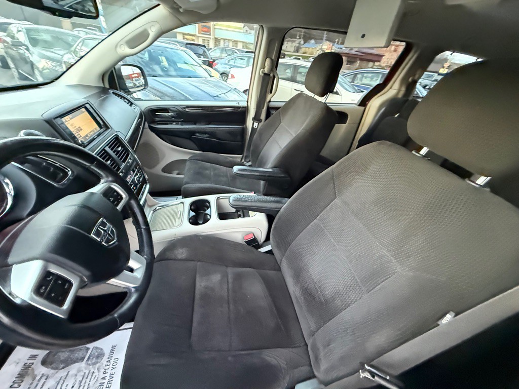 2012 Dodge Grand Caravan Image 13