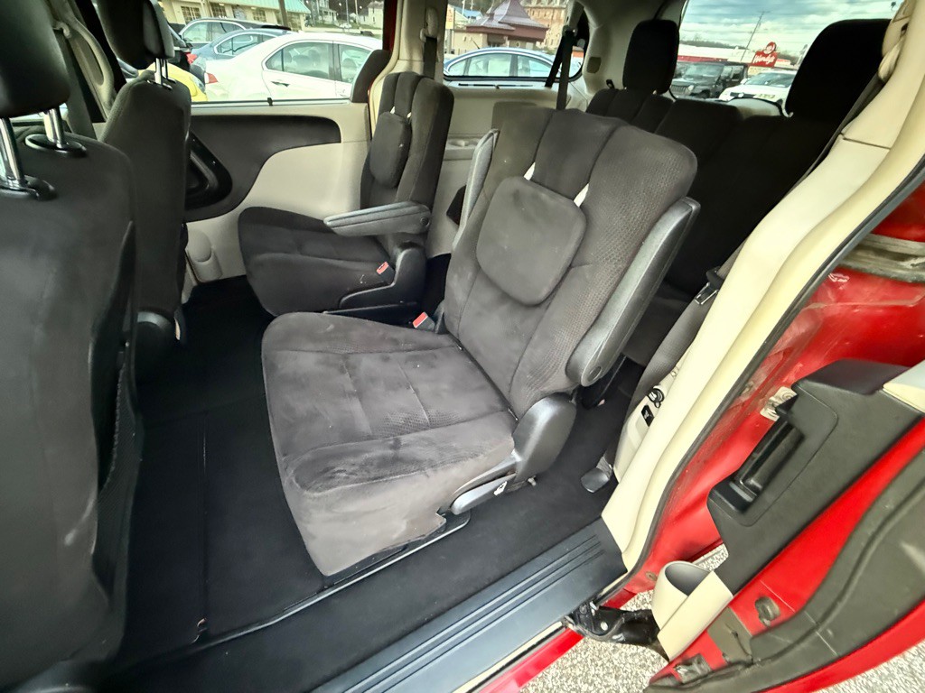 2012 Dodge Grand Caravan Image 14