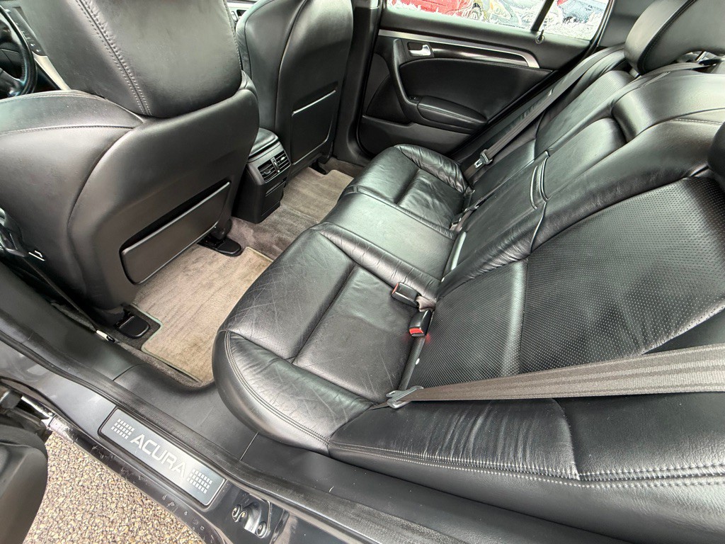 2005 Acura TL Image 15