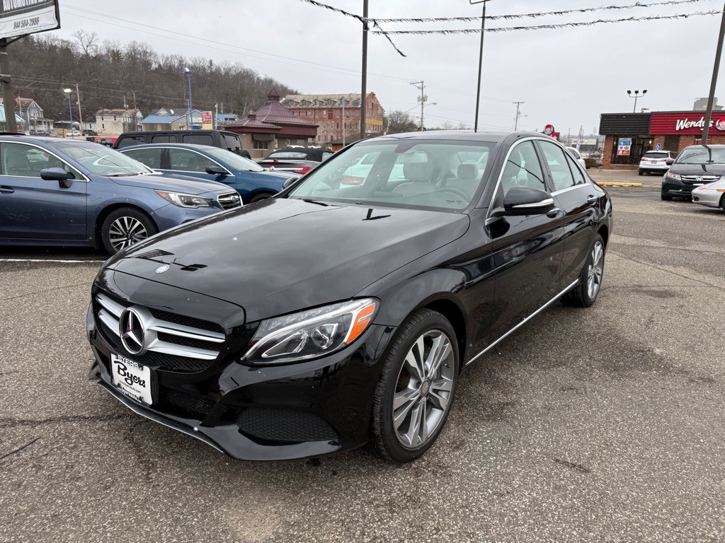 2015 Mercedes-Benz C-Class Image 3