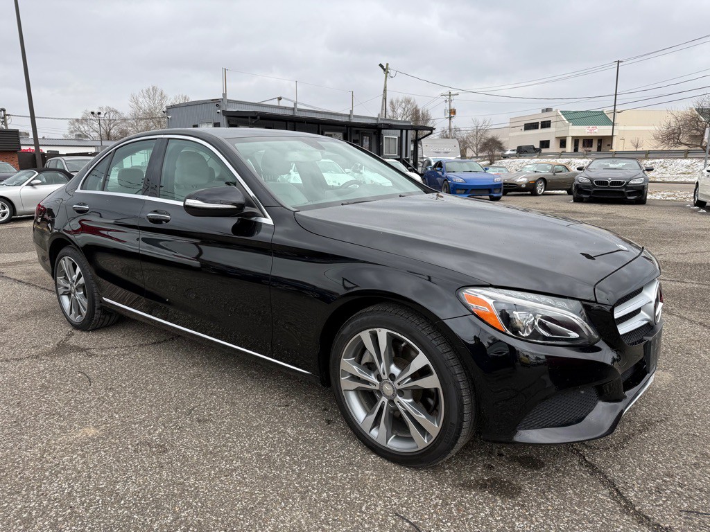 2015 Mercedes-Benz C-Class Image 8