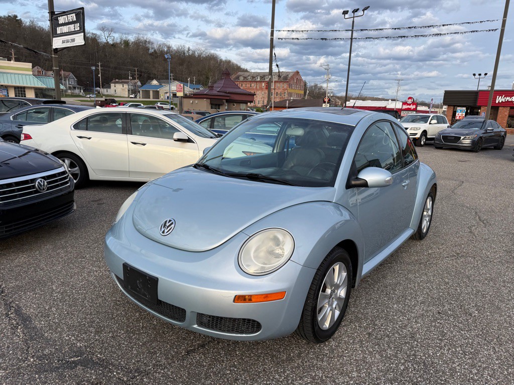 2009 Volkswagen Beetle Image 3