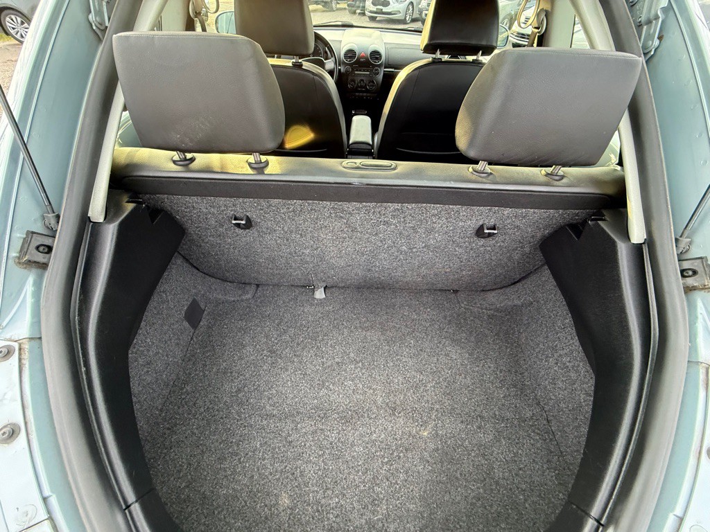 2009 Volkswagen Beetle Image 19