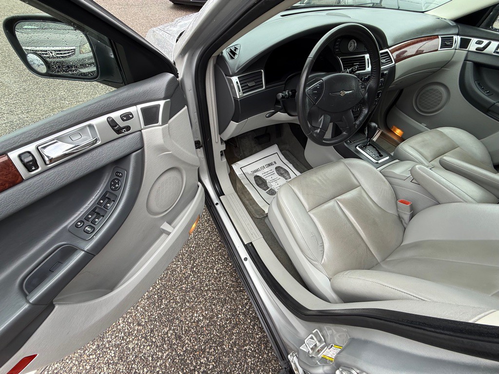 2007 Chrysler Pacifica Image 10