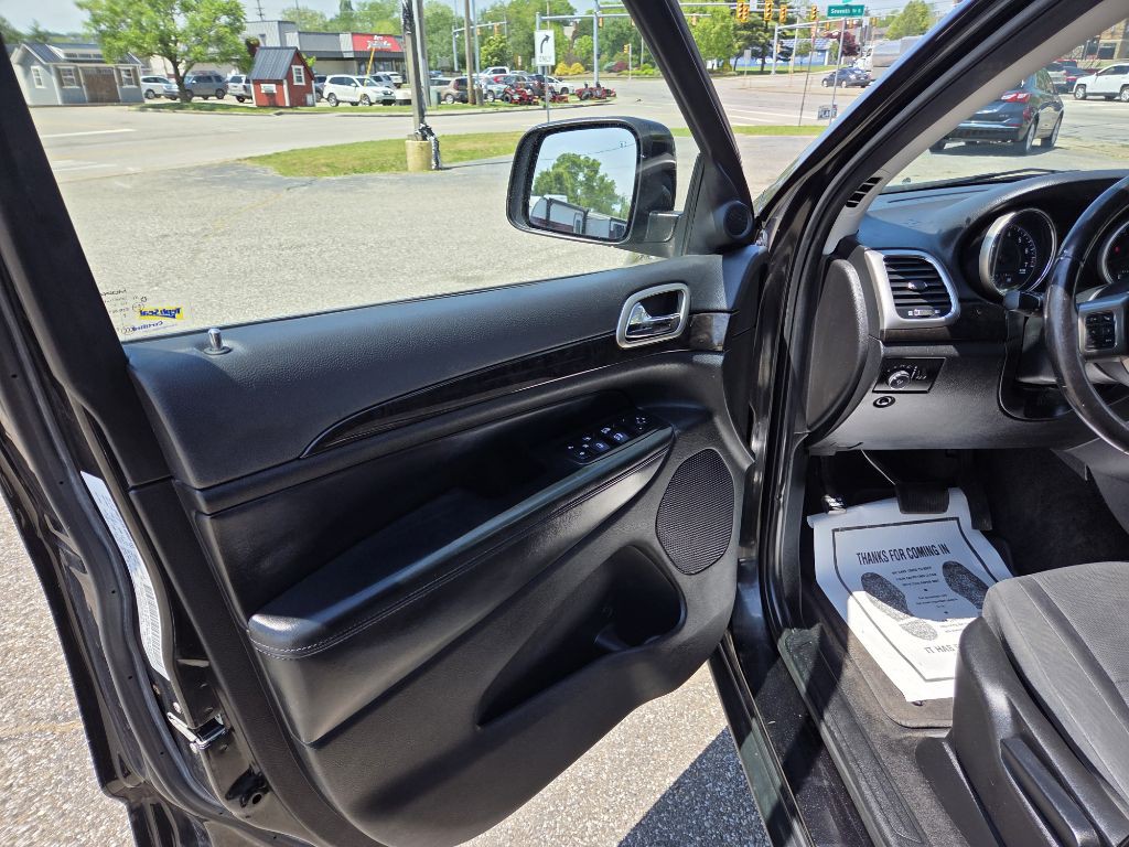 2012 Jeep Grand Cherokee Image 10
