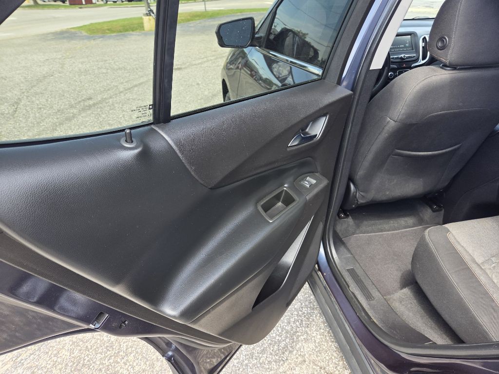 2018 Chevrolet Equinox Image 17
