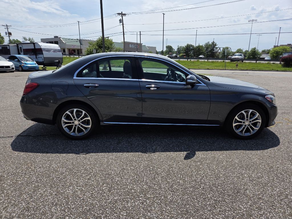 2015 Mercedes-Benz C-Class Image 5