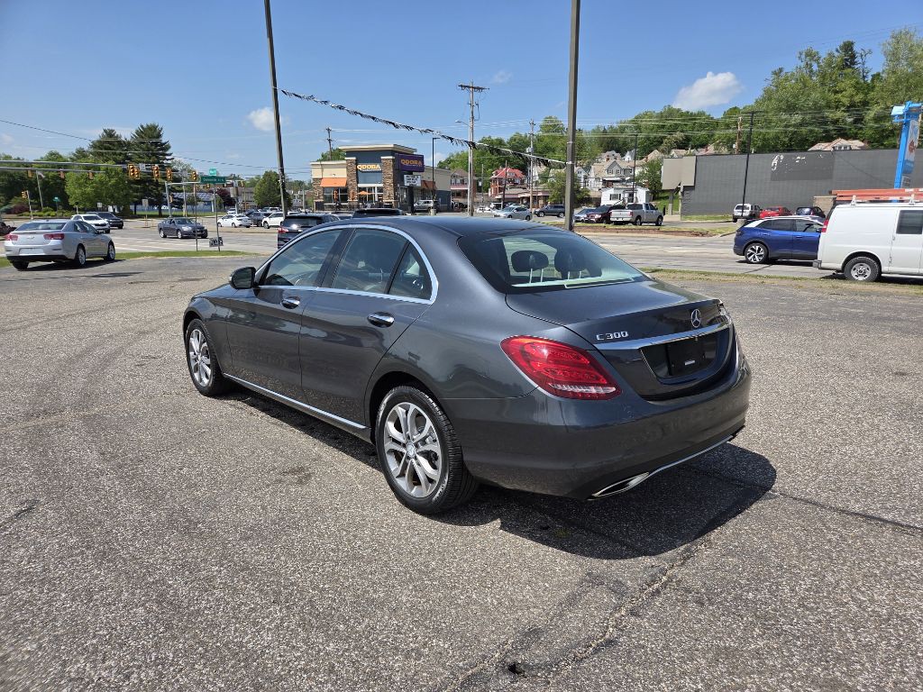 2015 Mercedes-Benz C-Class Image 8