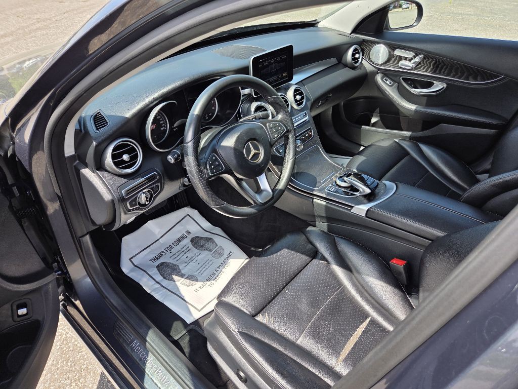 2015 Mercedes-Benz C-Class Image 11