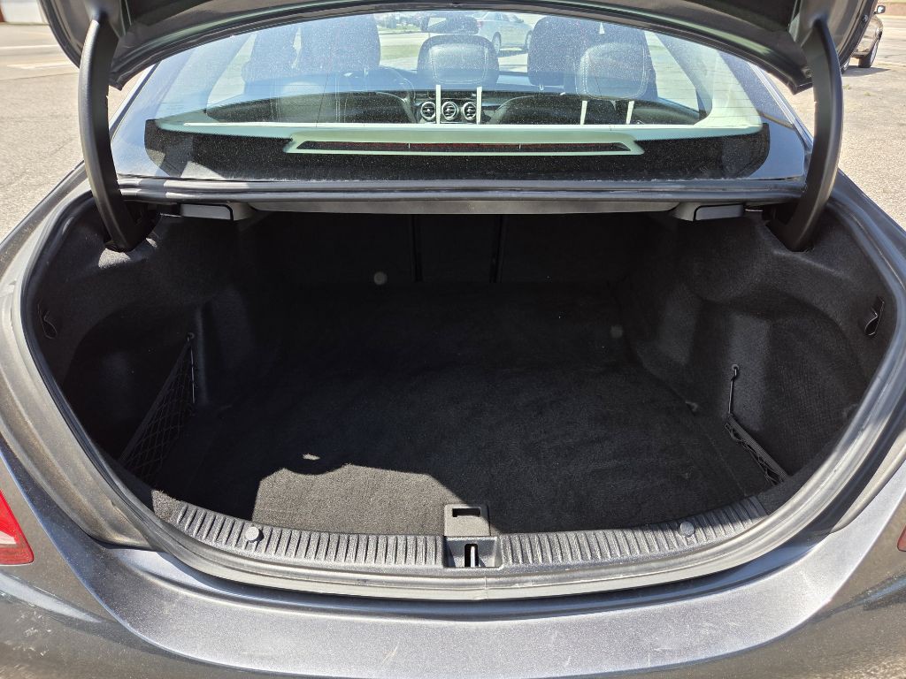 2015 Mercedes-Benz C-Class Image 19
