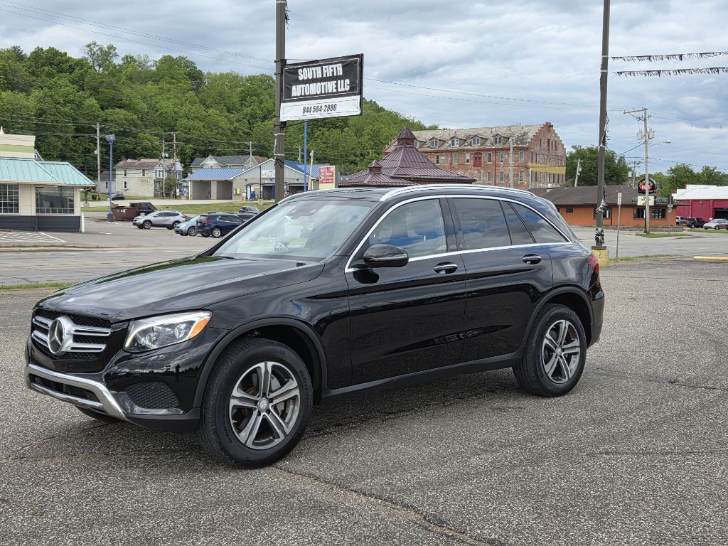 2016 Mercedes-Benz GLC-Class Image 1