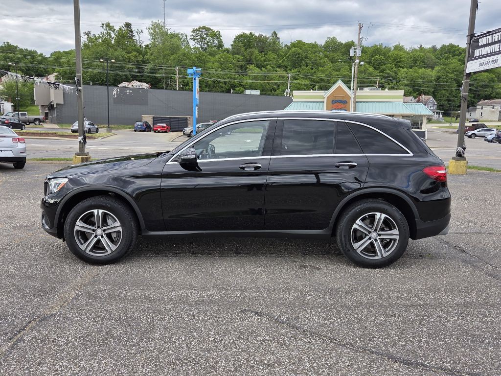 2016 Mercedes-Benz GLC-Class Image 9