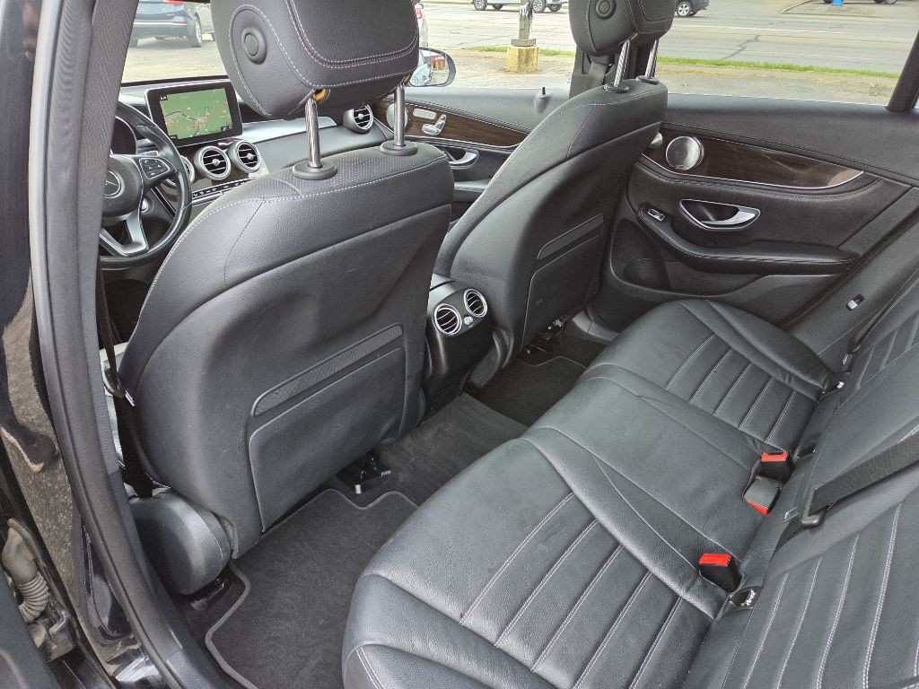 2016 Mercedes-Benz GLC-Class Image 18