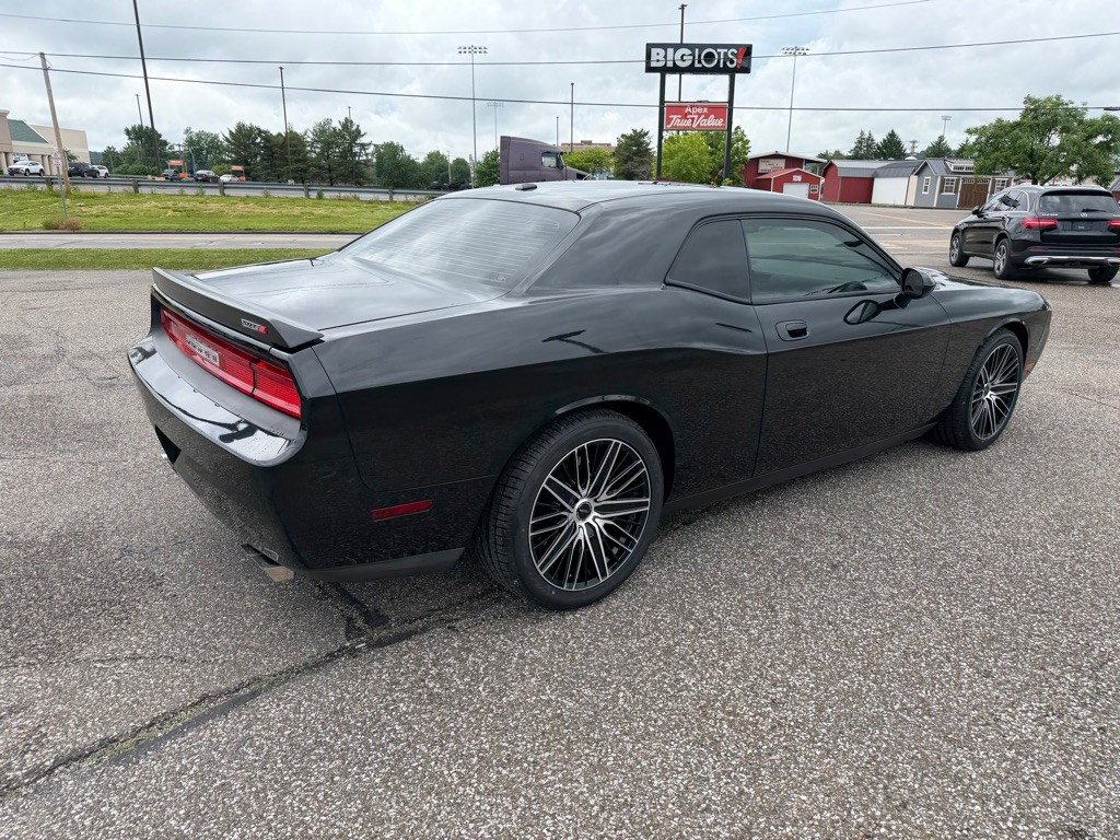 2010 Dodge Challenger Image 6