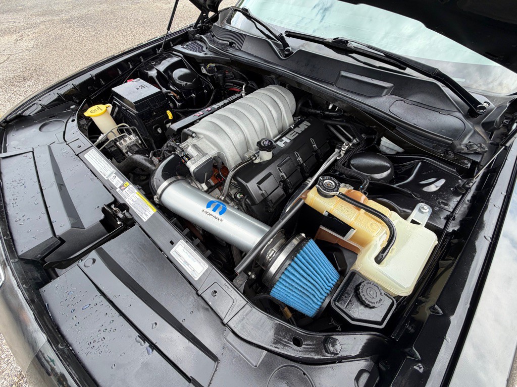 2010 Dodge Challenger Image 20