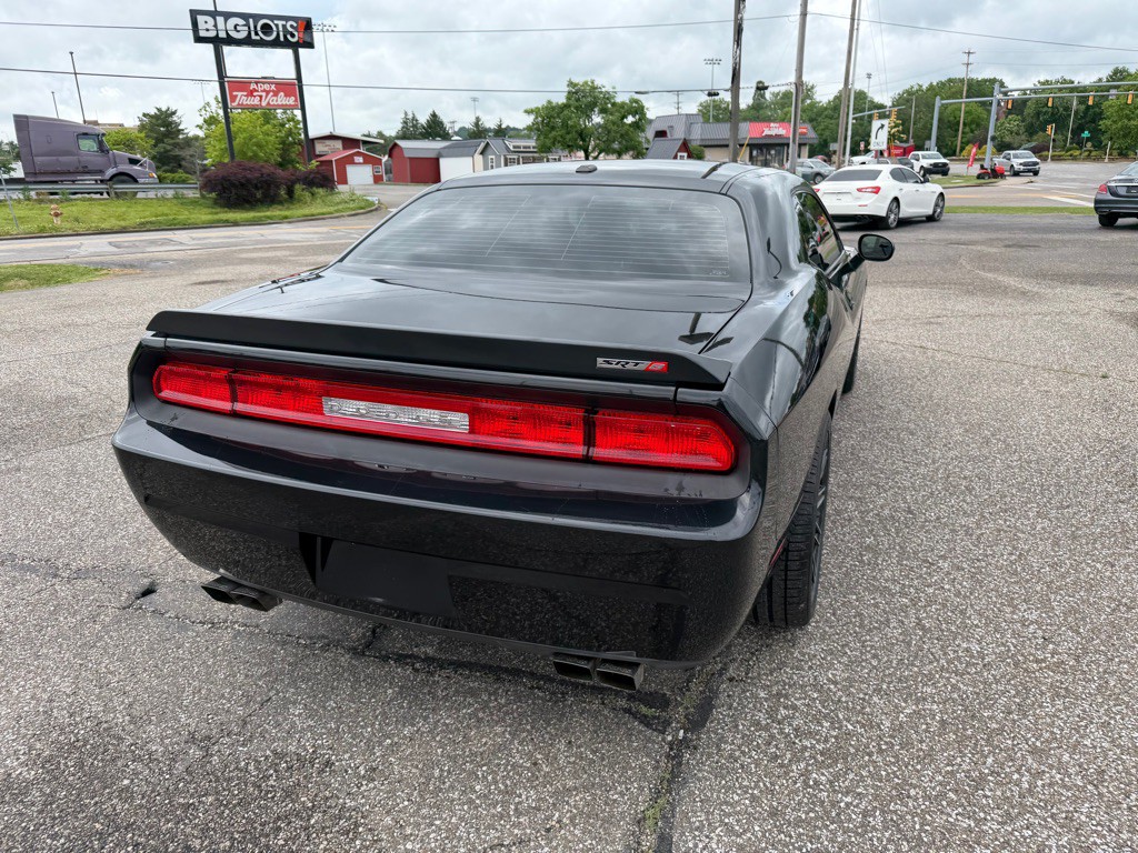 2010 Dodge Challenger Image 21
