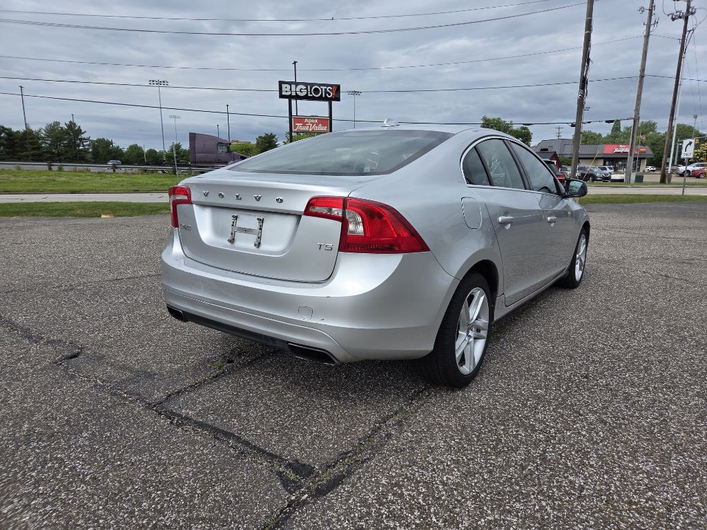 2015 Volvo S60 Image 6