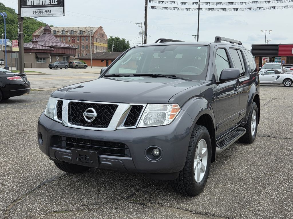 2012 Nissan Pathfinder Image 2
