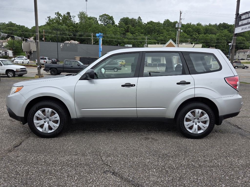 2010 Subaru Forester Image 9