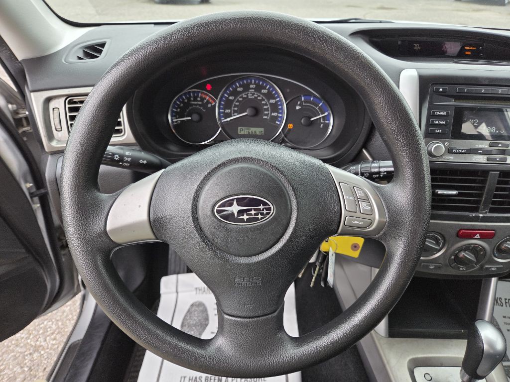 2010 Subaru Forester Image 12