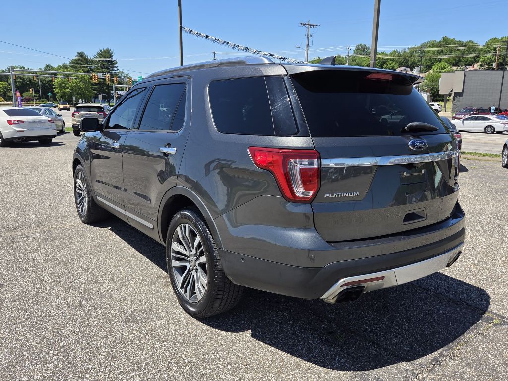 2017 Ford Explorer Image 8