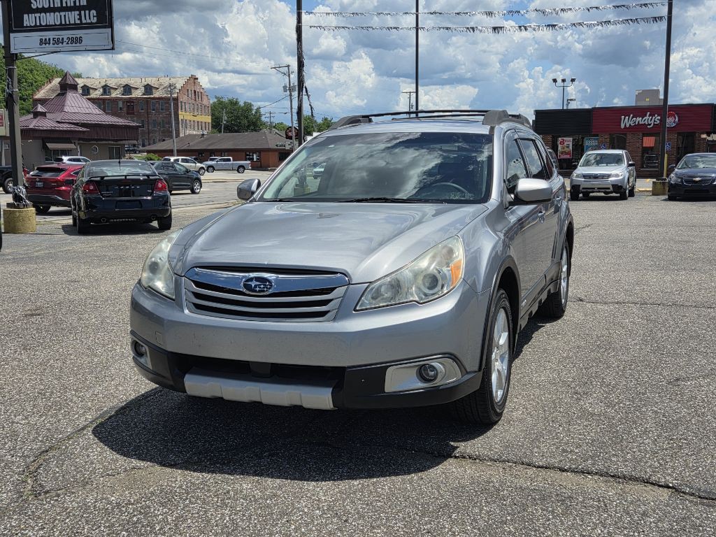 2011 Subaru Outback Image 2
