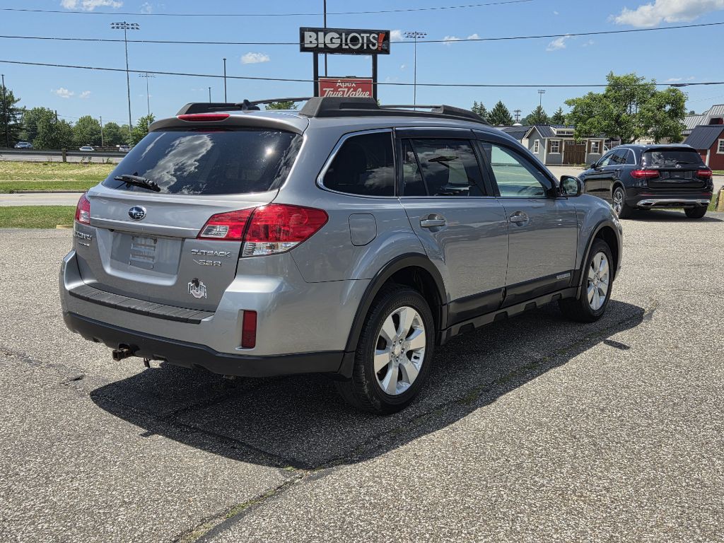 2011 Subaru Outback Image 6
