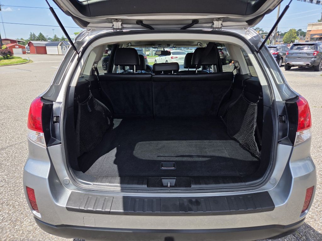 2011 Subaru Outback Image 19