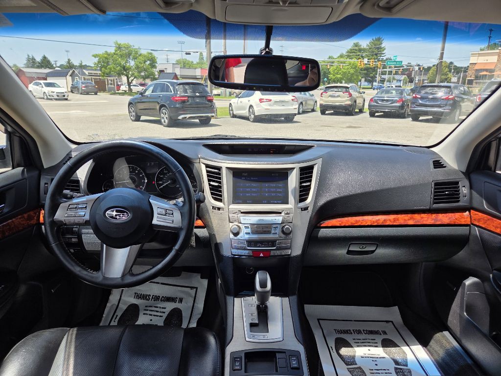 2011 Subaru Outback Image 20