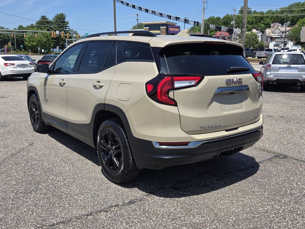2022 GMC Terrain Image 8