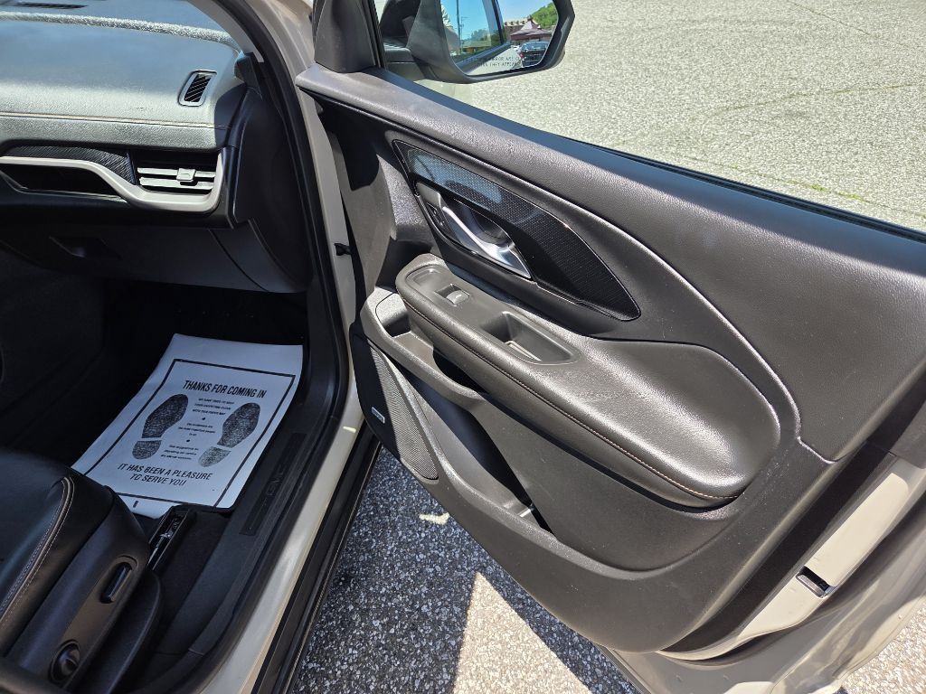 2022 GMC Terrain Image 13