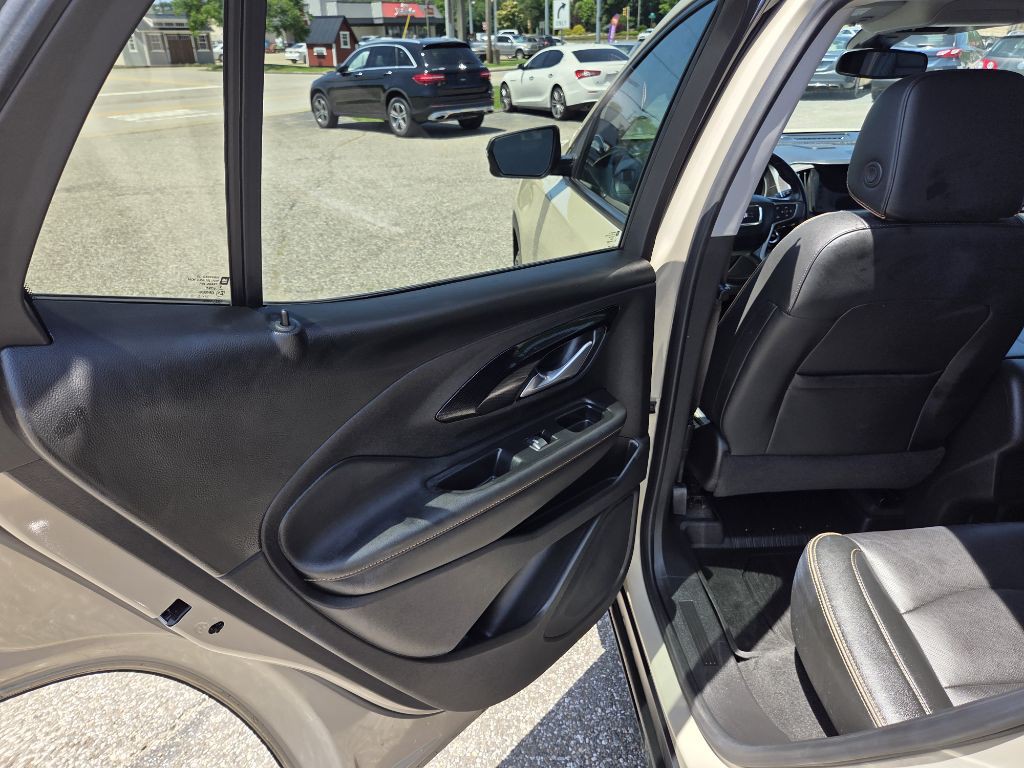 2022 GMC Terrain Image 17