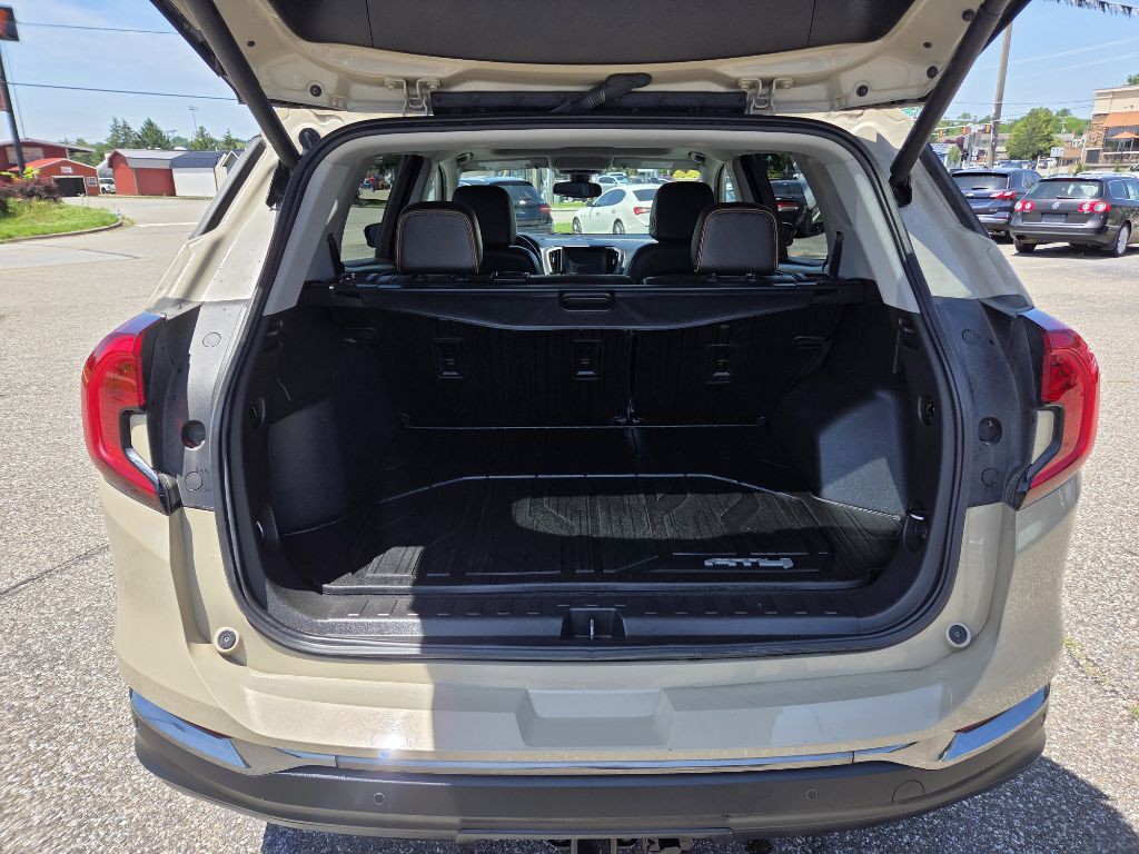 2022 GMC Terrain Image 19