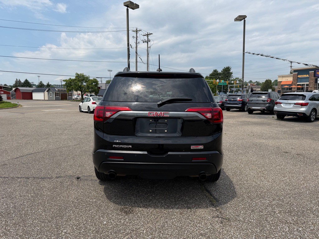 2017 GMC Acadia Image 6