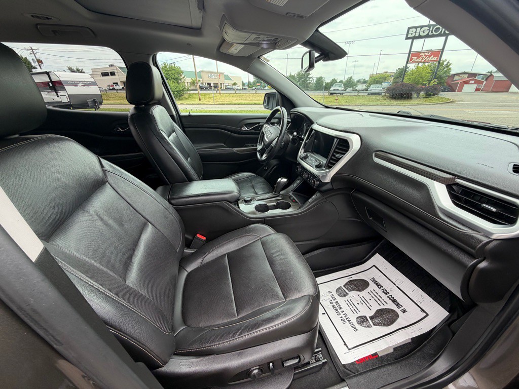 2019 GMC Acadia Image 18