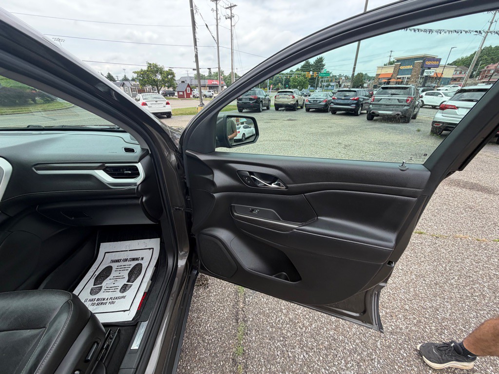 2019 GMC Acadia Image 19