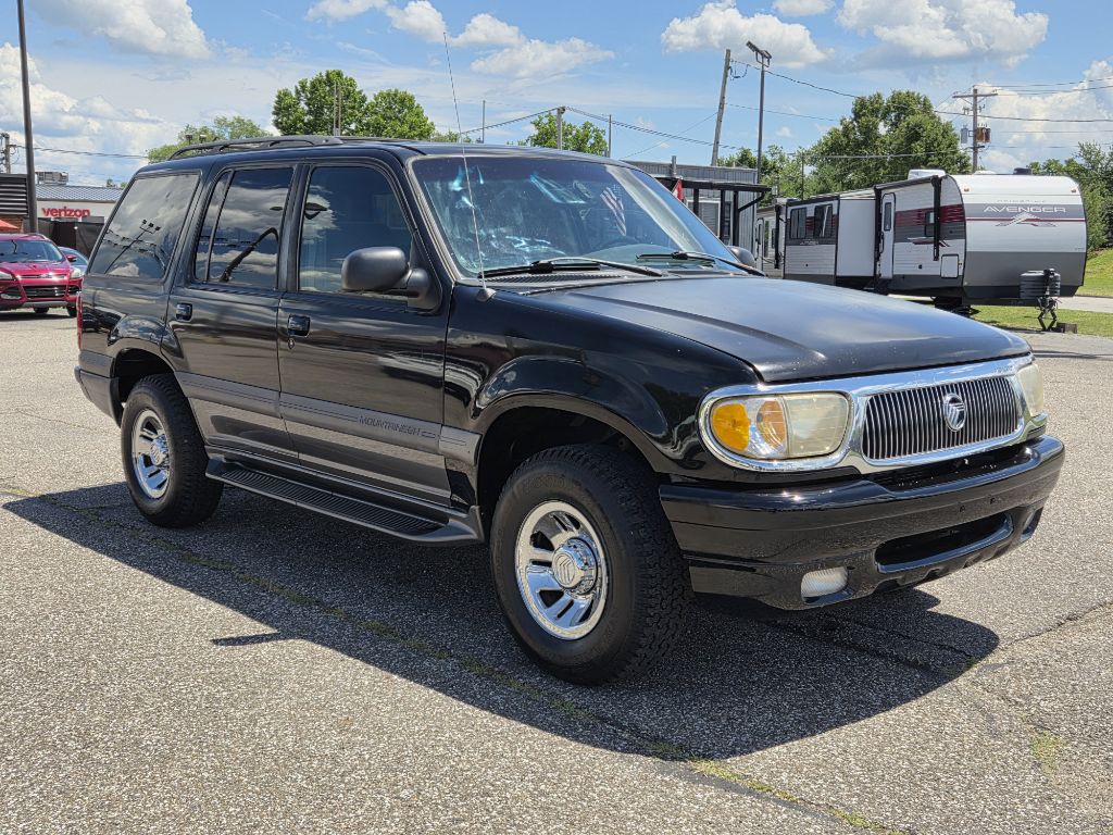 1999 Mercury Mountaineer Image 2
