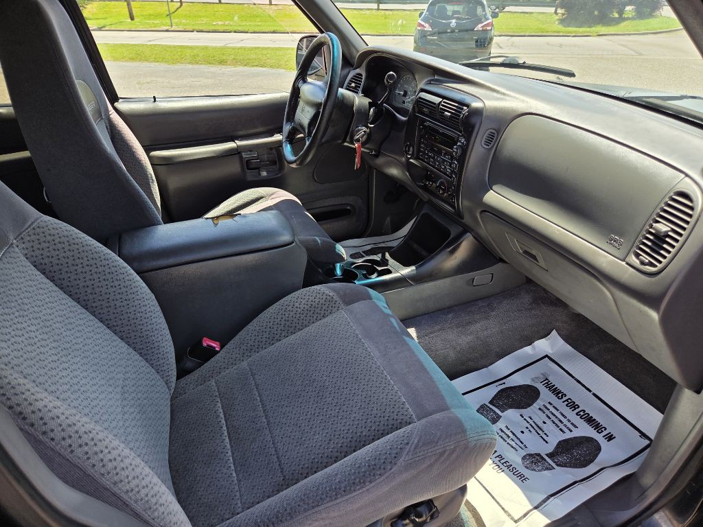 1999 Mercury Mountaineer Image 13