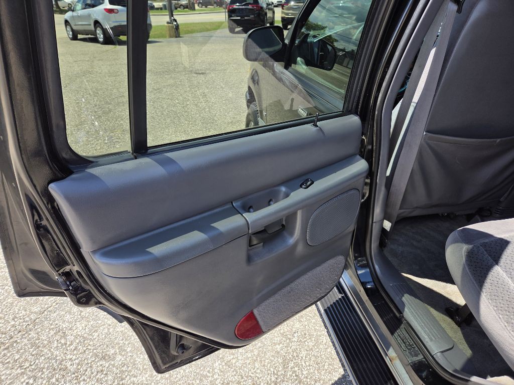 1999 Mercury Mountaineer Image 15