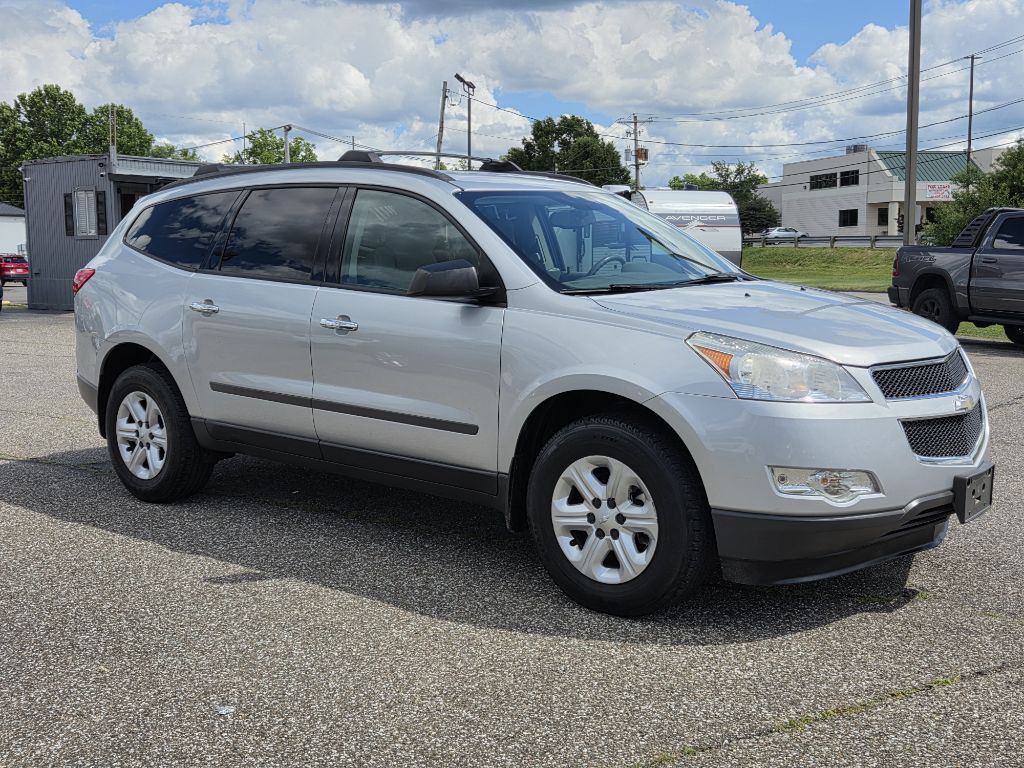 2012 Chevrolet Traverse Image 3