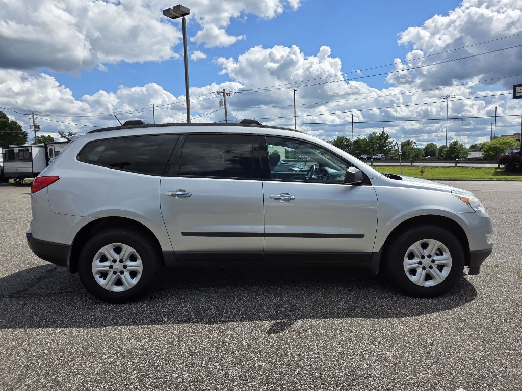 2012 Chevrolet Traverse Image 4