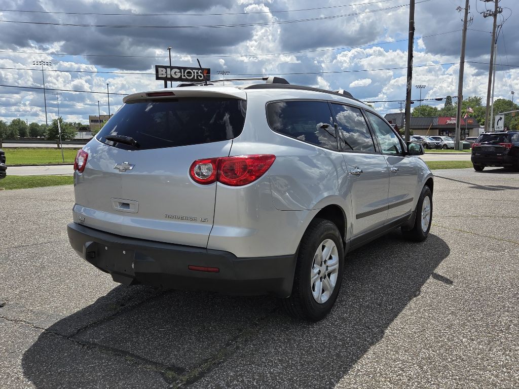 2012 Chevrolet Traverse Image 5